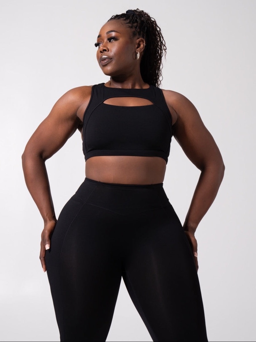New Buffbunny Collection Sprint Her Sports Bra in Onyx Black Size Medium